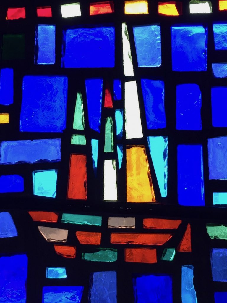 Glasfenster in der Norwegischen Seemannskirche in Hamburg